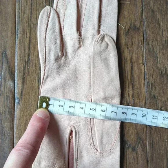 1920's Leather Formal  Gloves - Picture 7 of 12